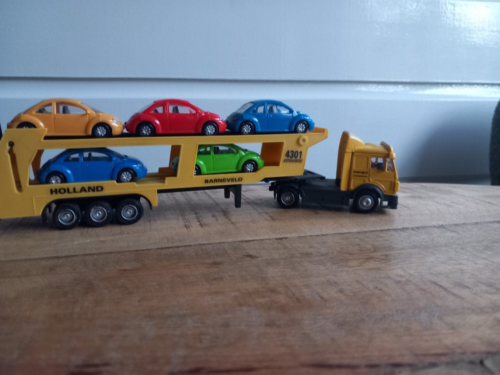 autotransporter met 5 auto's volkswagens, Ophalen of Verzenden, Zo goed als nieuw, Bus of Vrachtwagen