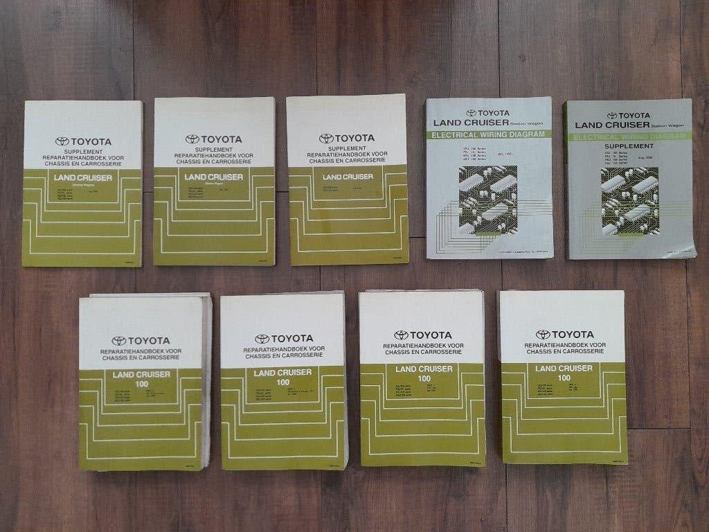 9 Delige Set WERKPLAATSHANDBOEKEN - TOYOTA LANDCRUISER 100, Verzenden