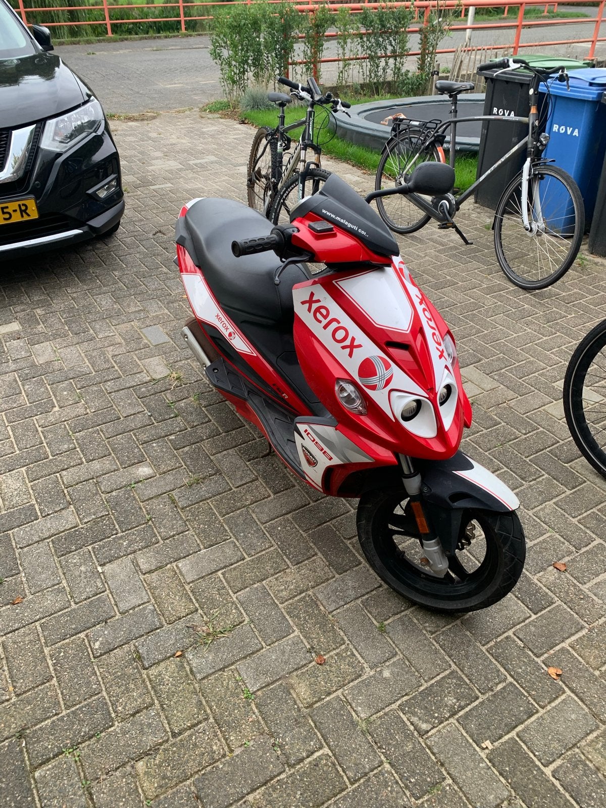 Malaguti F12 (2008) - Motorproblemen, Fietsen en Brommers, Ophalen, Gebruikt, Blok, Overige merken