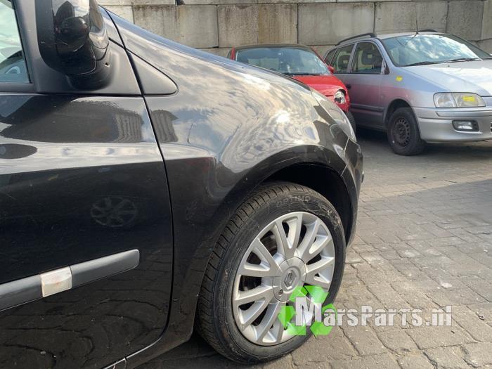 Scherm rechts-voor van een Renault Clio (NV676), Gebruikt, -, Renault, -