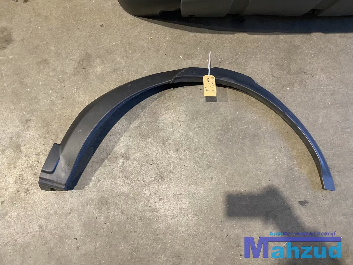 LANDROVER DISCOVERY 5 LR Links achter bumper strip lijst 201, Auto-onderdelen, Abbey Road, Whitley 1
CV3 4LF  Coventry, Bumper