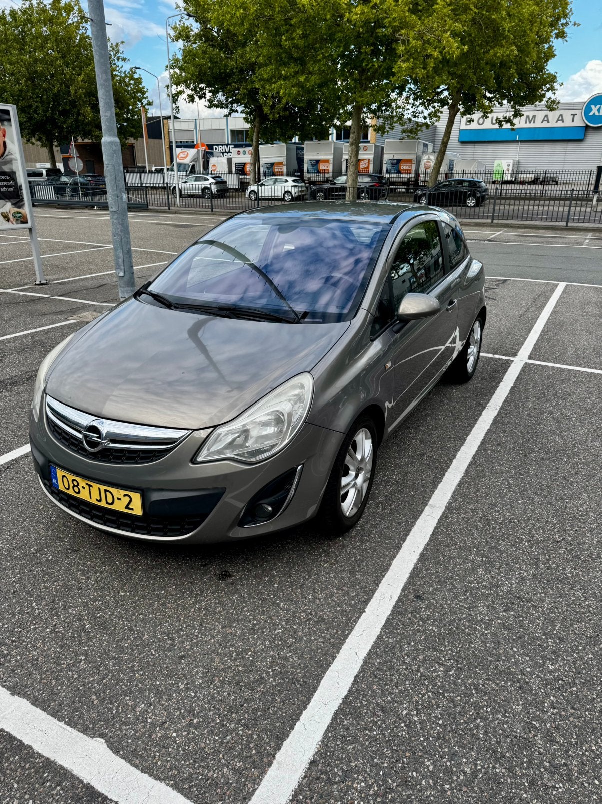 Opel Corsa 1.2 LPG |2012| APK 06-27 | Airco | Cruise Control, Voorwielaandrijving, 83 pk, 4 cilinders, Bruin