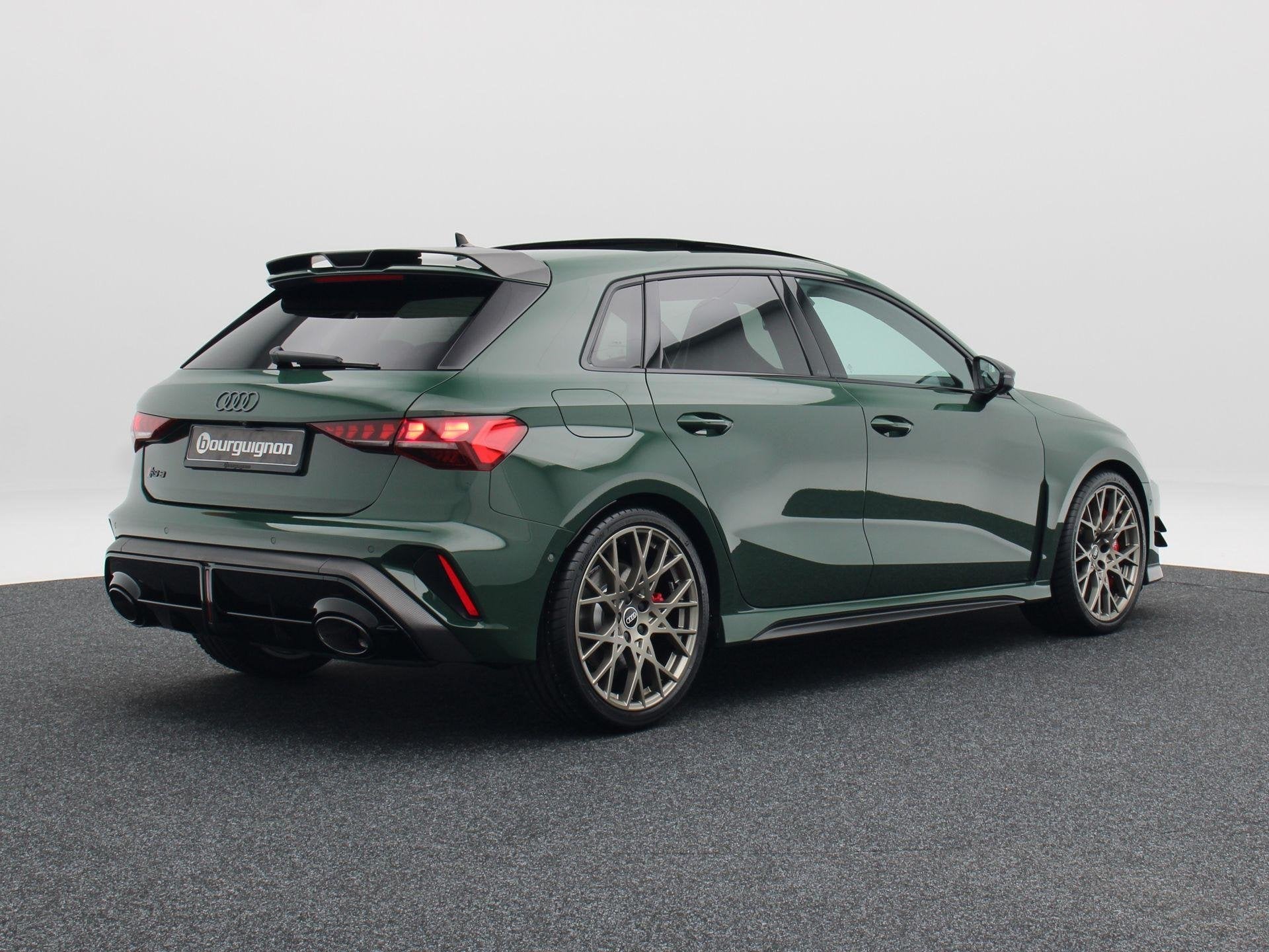 Audi RS3 Sportback Competition Limited 2.5 FSI | 400 PK | Ex, Automaat, Euro 6, 11 km/l, Verwarmde buitenspiegels