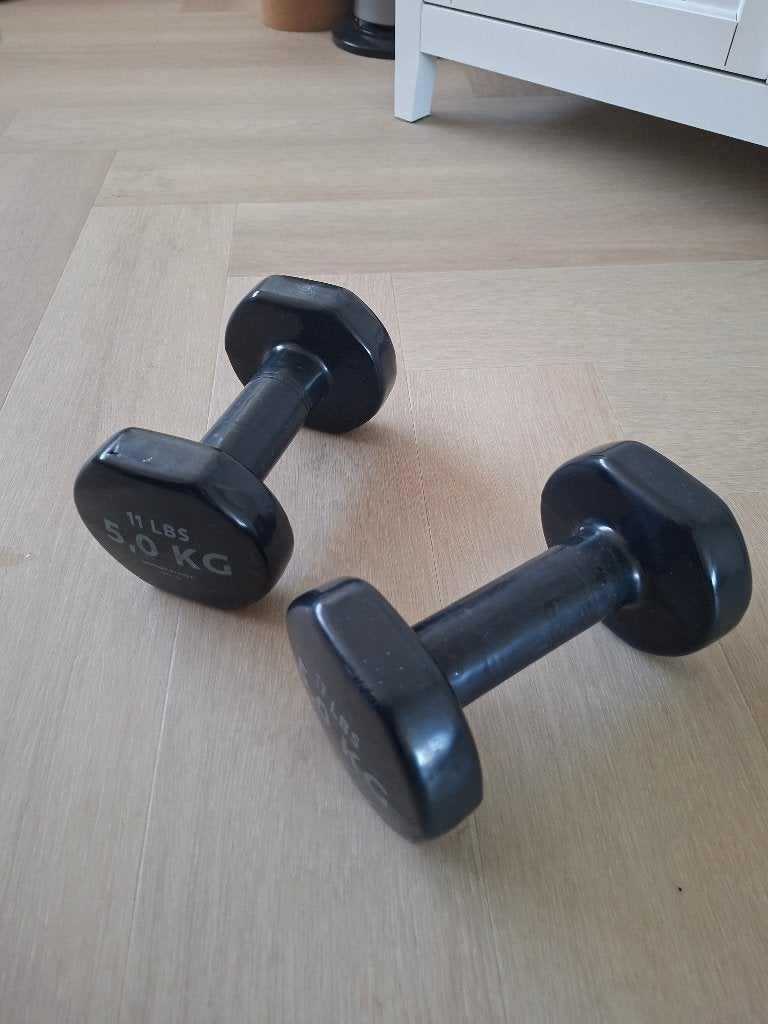 Halters / dumbbells - paar van 5kg - Merk: NYAMBA / DOMYOS, Ophalen of Verzenden, Gebruikt, Benen, Dumbbell