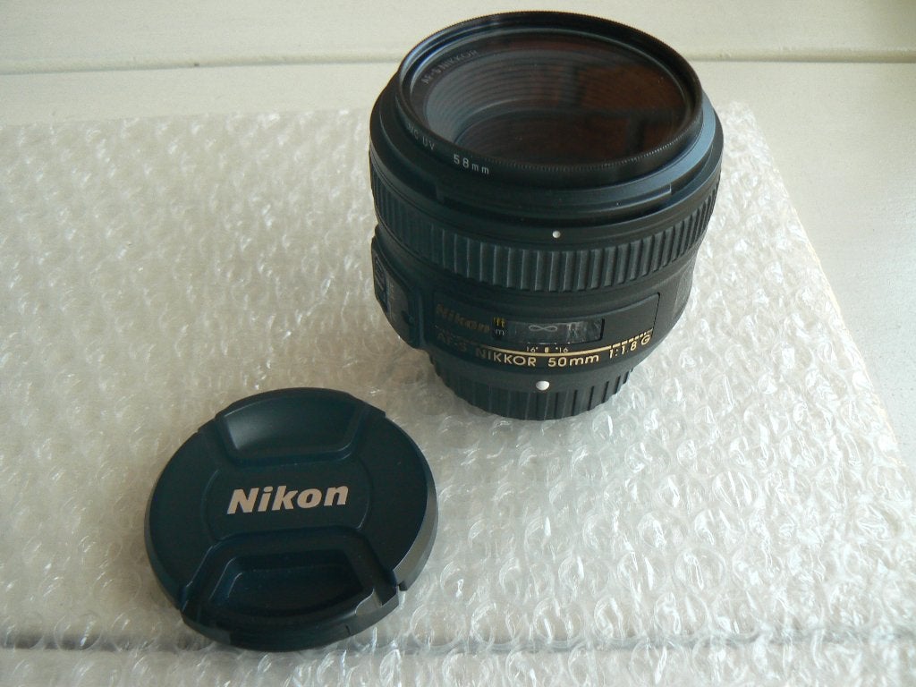 Nikon lenzen 35mm + 40mm macro + 50mm + 18-200mm + 70-300MM, Macrofunctie, Nikon, Overige typen, Nikon