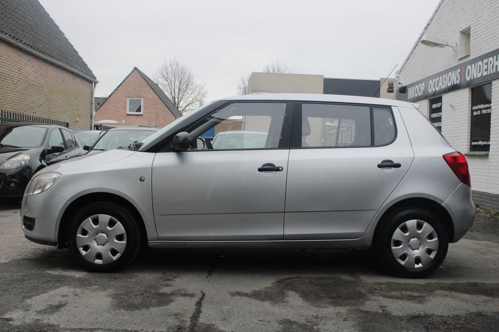 Skoda Fabia 1.2 Classic, Voorwielaandrijving, Stof, Zwart, 60 pk