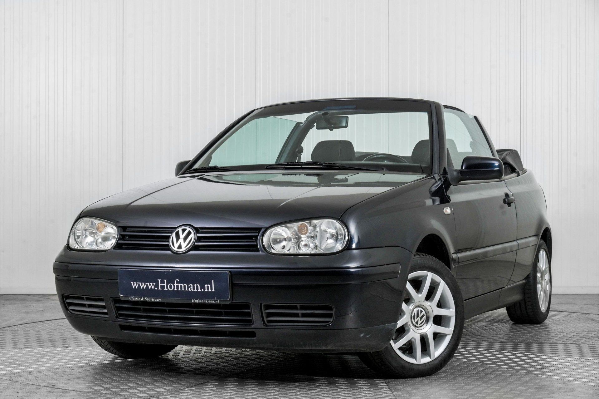 Volkswagen GOLF Cabriolet 1.8 Trendline . (bj 2001), Auto's, Gebruikt, 4 cilinders, Cabriolet, 49 €/maand