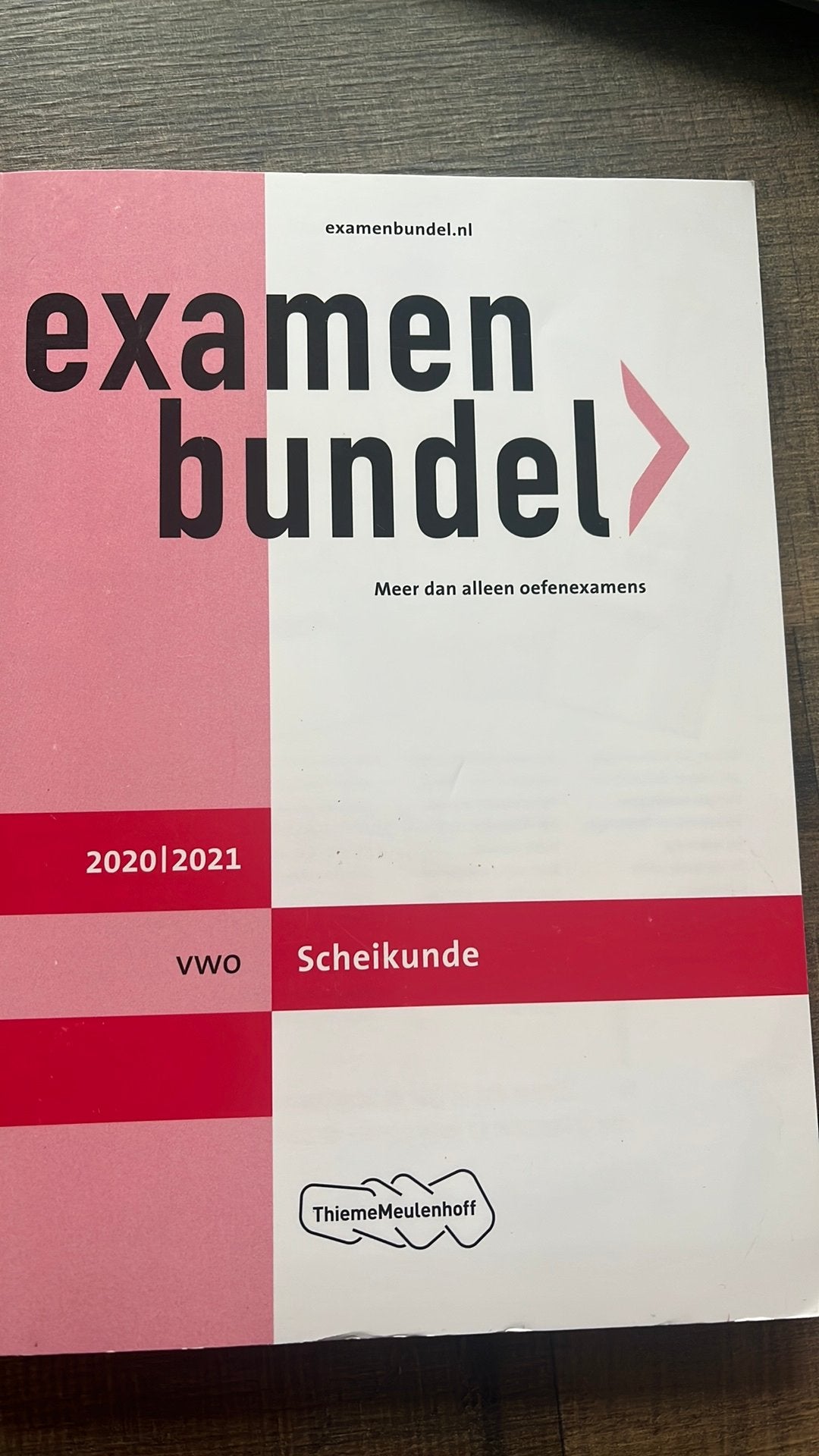 Examenbundel scheikunde VWO 2020-2021, Boeken, Schoolboeken, Ophalen of Verzenden, Zo goed als nieuw, VWO, Scheikunde