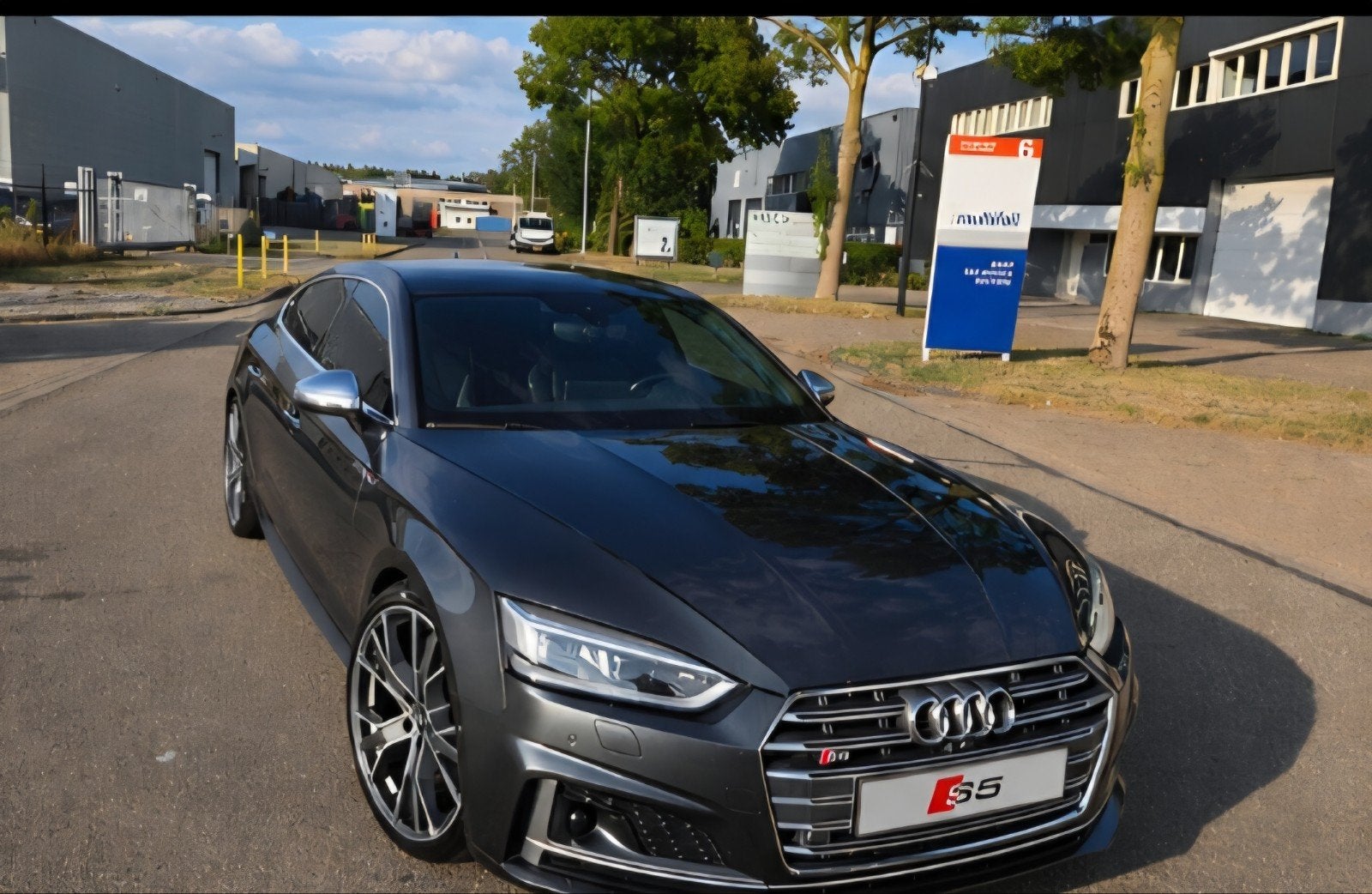 Audi A5 S5 3.0 Tfsi Quattro 354pk Tiptronic 2017 Grijs, Auto's, Audi, 2995 cc, 93 €/maand, 1635 kg, 750 kg