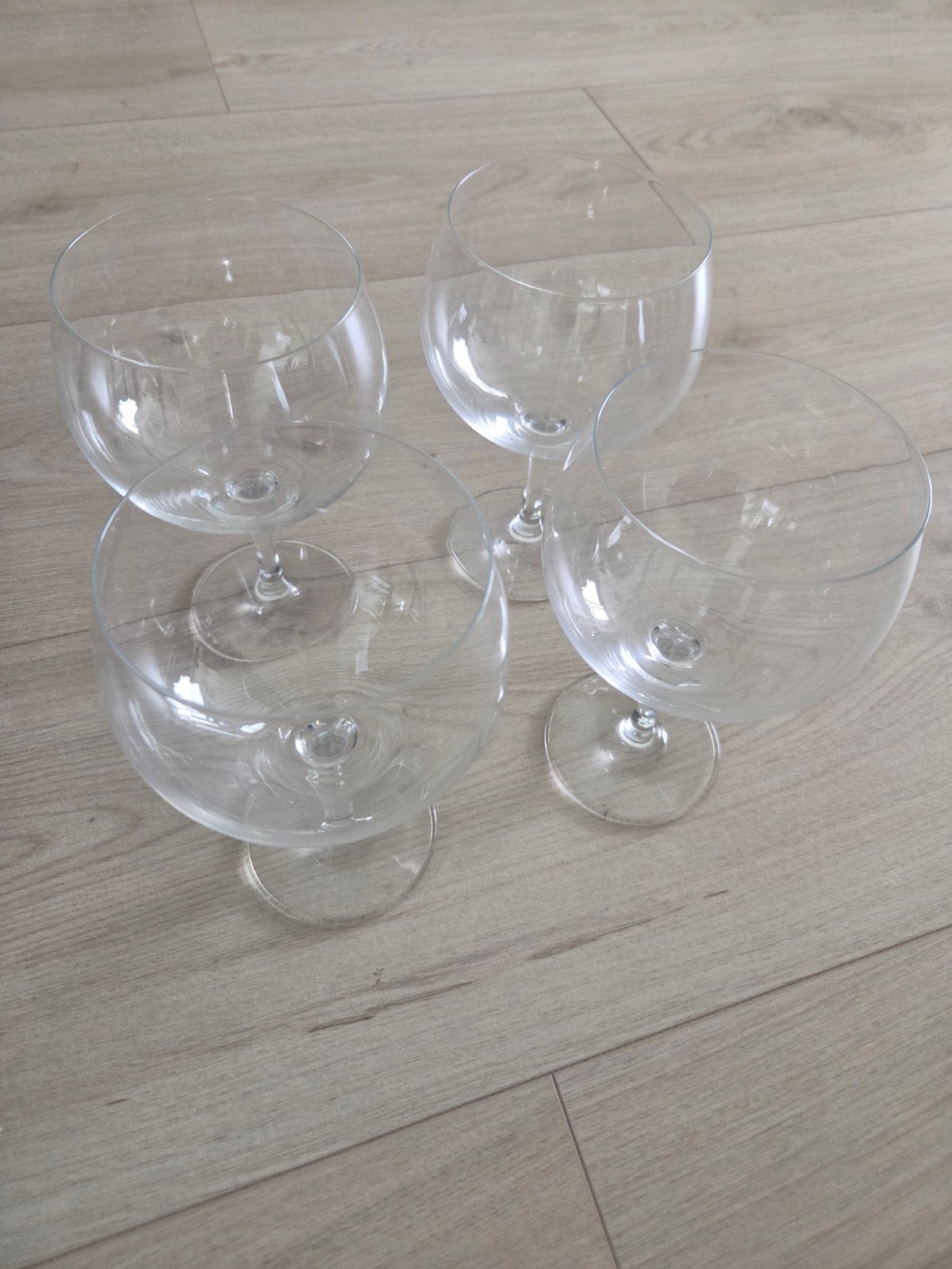 Set van 4 grote gin-tonic glazen, Huis en Inrichting, Keuken | Servies, Glas of Glazen, Gebruikt, Ophalen of Verzenden, Glas