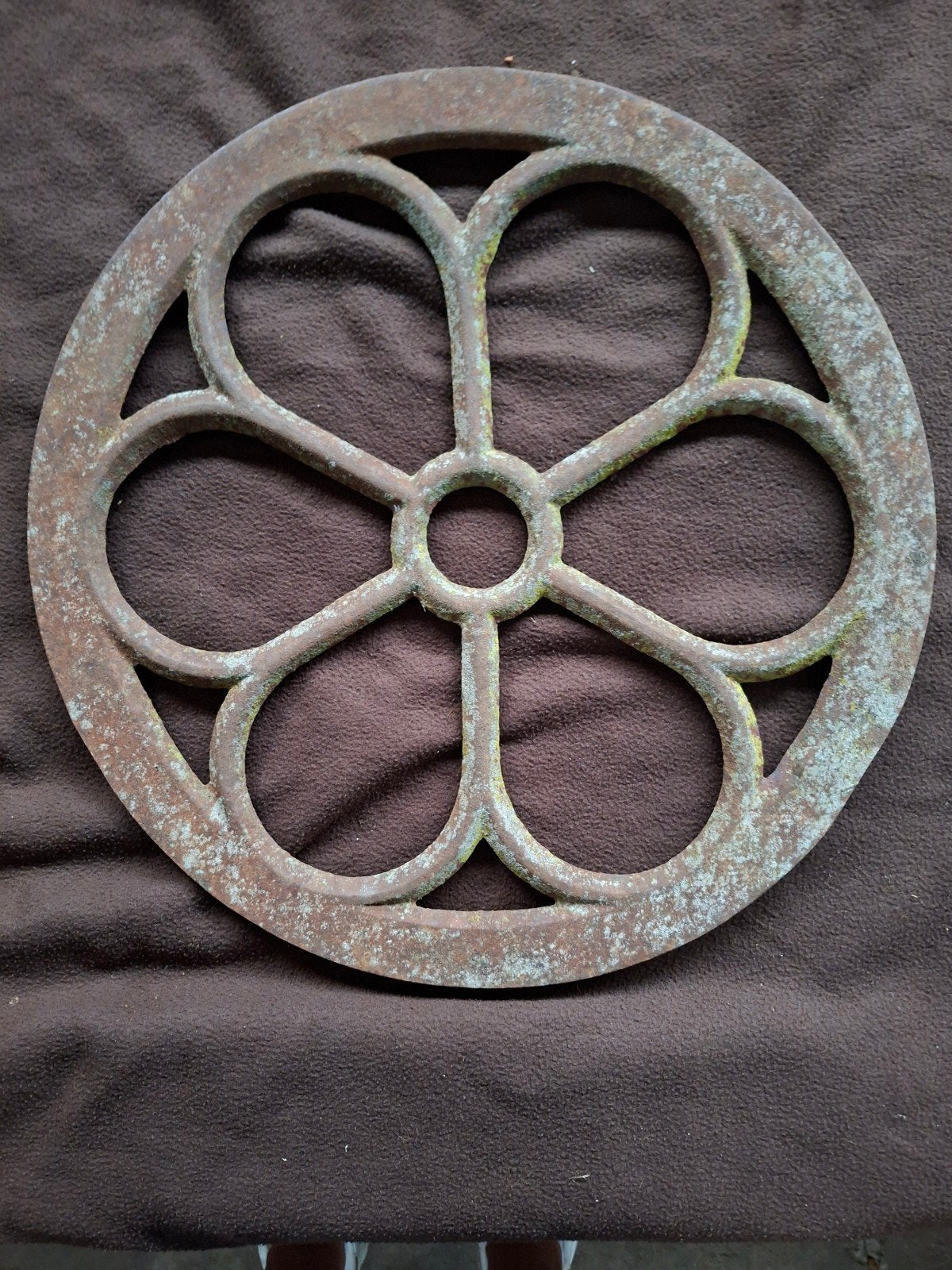 antieke gietijzere raamwerk, Doe-het-zelf en Verbouw, Glas en Ramen, Ophalen, Minder dan 80 cm