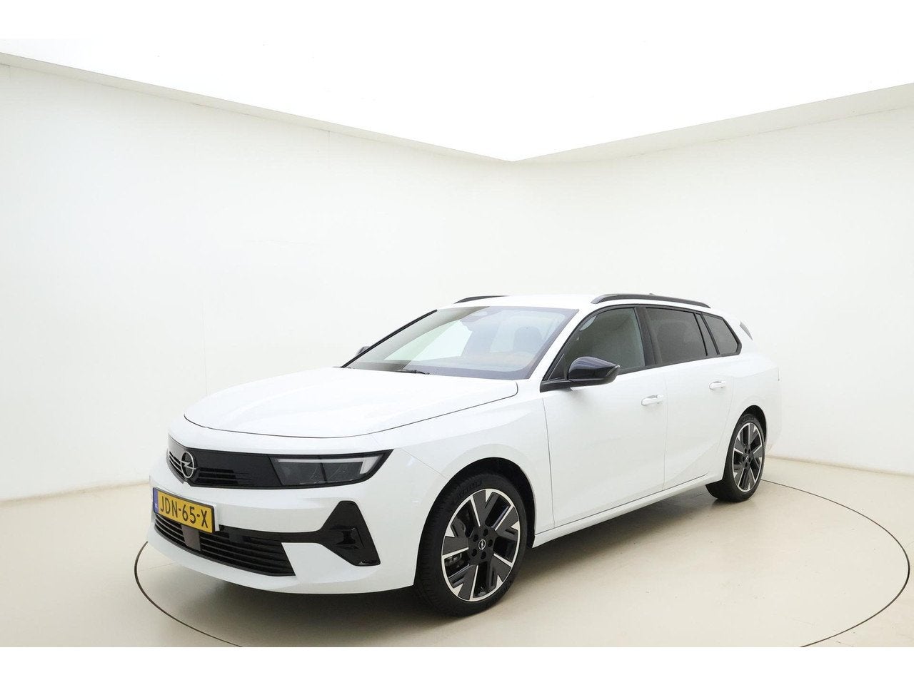Opel Astra Electric 54 kWh Business Edition | 18" LM-Velgen, Auto's, Opel, Automaat, Stof, Gebruikt, 156 pk