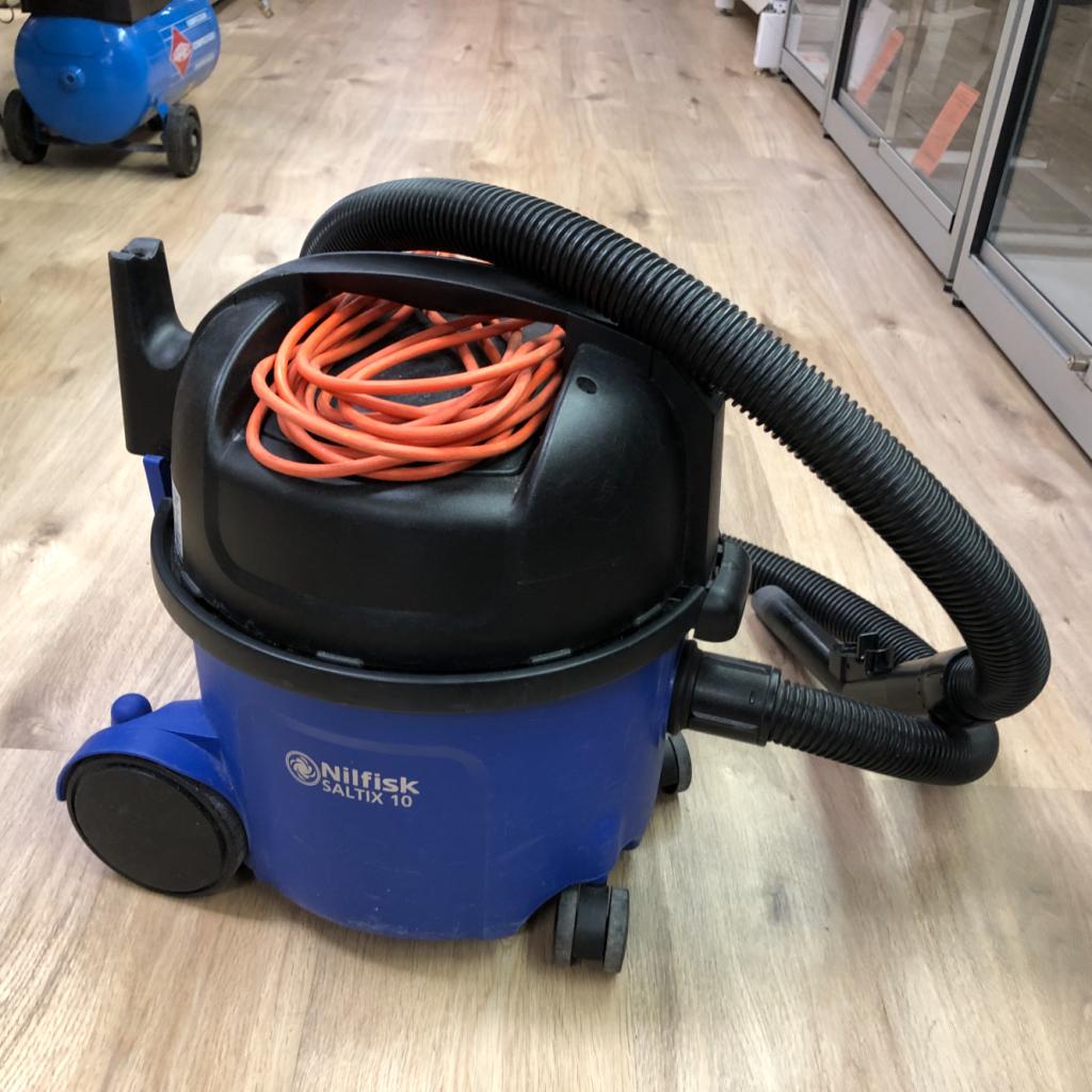 Nilfisk Saltix 10 Stofzuiger | Gebruikt, Flex Ltd., Zo goed als nieuw, https://flex.com/contact-us, Nobelstraat 10, 5807 GA Oostrum LB, Limburg, Nederland