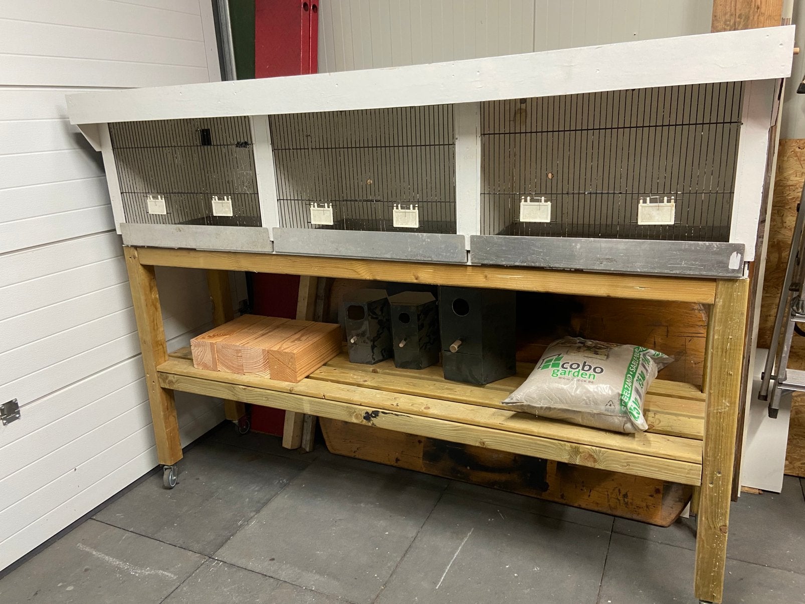 Kweekkooien/broedkooien, Ophalen, Gebruikt, Hout, Broedkooi of Kweekkooi