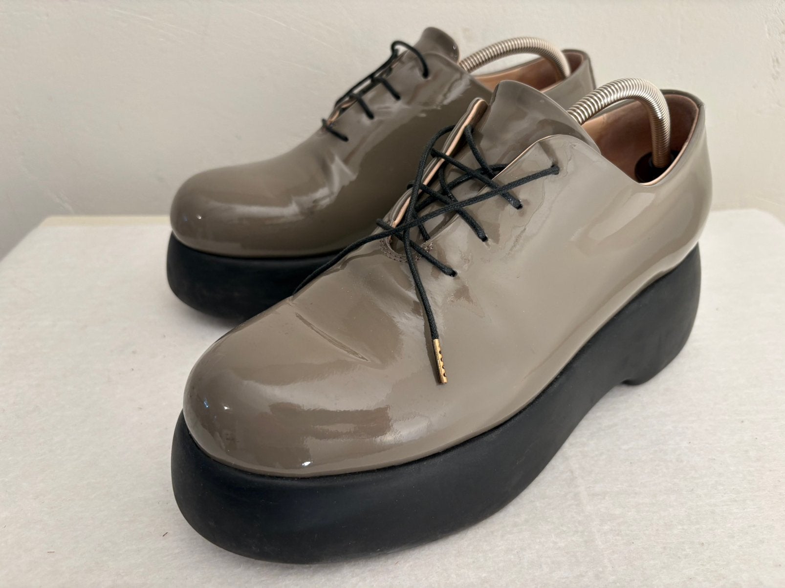 AGL schoenen mt 39.5, Verzenden, Zo goed als nieuw, Schoenen met lage hakken