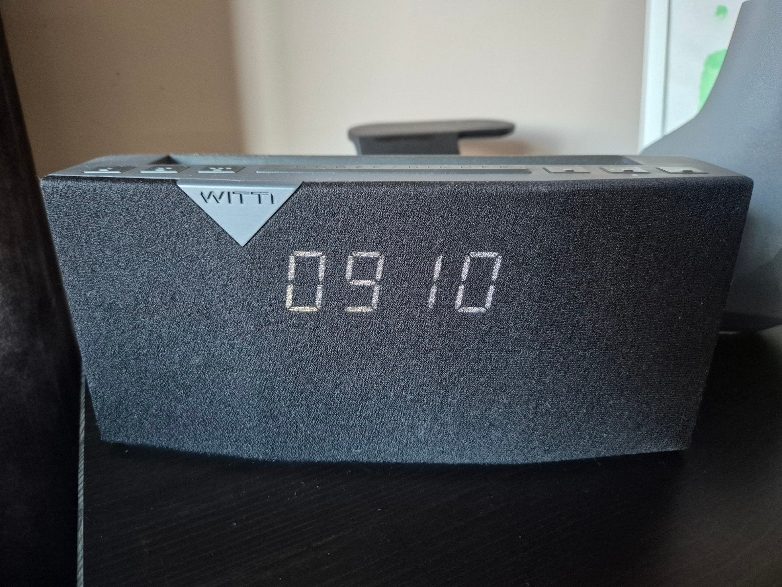 WITTI Beddi Smart Alarm Clock - Digitale Wekker - Zwart, Ophalen of Verzenden, Gebruikt, Digitaal