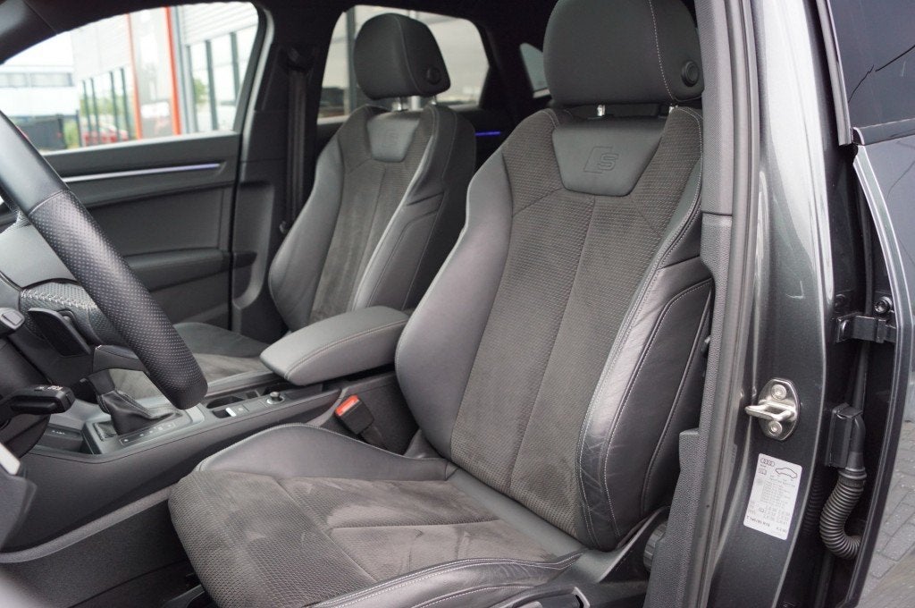 Audi Q3 SPORTBACK 35 TFSI S-Tronic S-Line / Panodak / Navi /, 4 cilinders, 1505 kg, Bedrijf, SUV of Terreinwagen