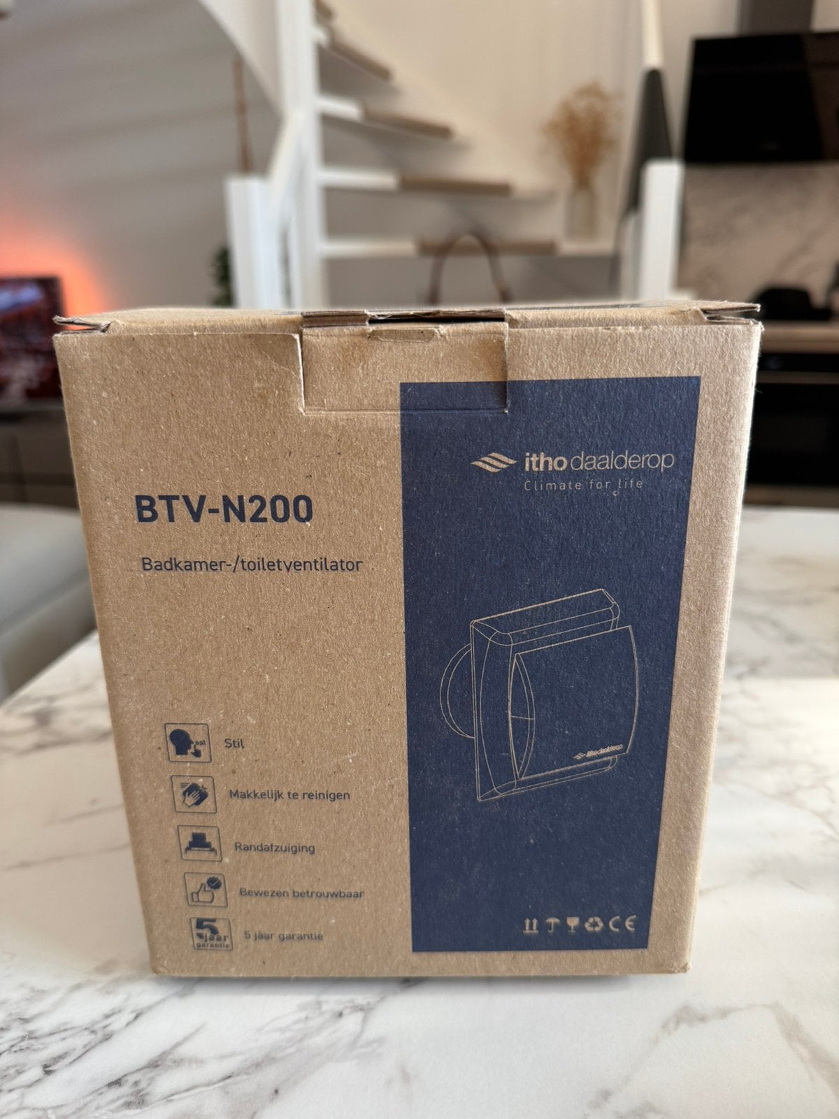 Itho Daalderop badkamer-/toiletventilator (BTV-N200), Ophalen of Verzenden, Zo goed als nieuw, Ventilator