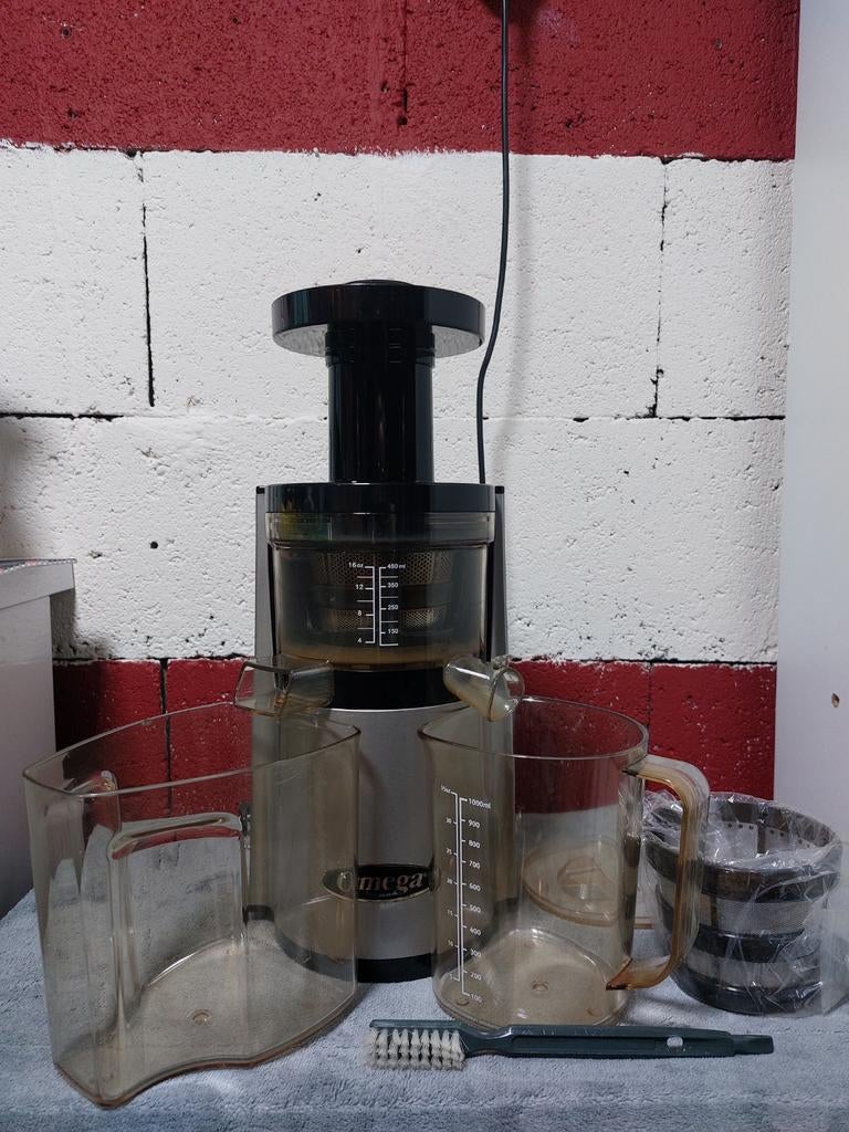 Omega slow juicer., Witgoed en Apparatuur, Ophalen, Slowjuicer