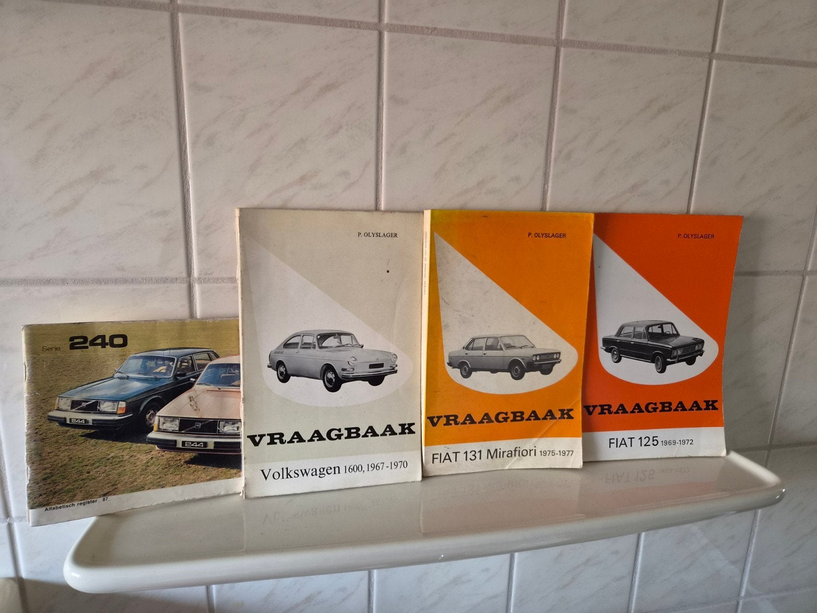 Vraagbaak boekjes: Fiat, Volkswagen, Volvo, Ophalen of Verzenden