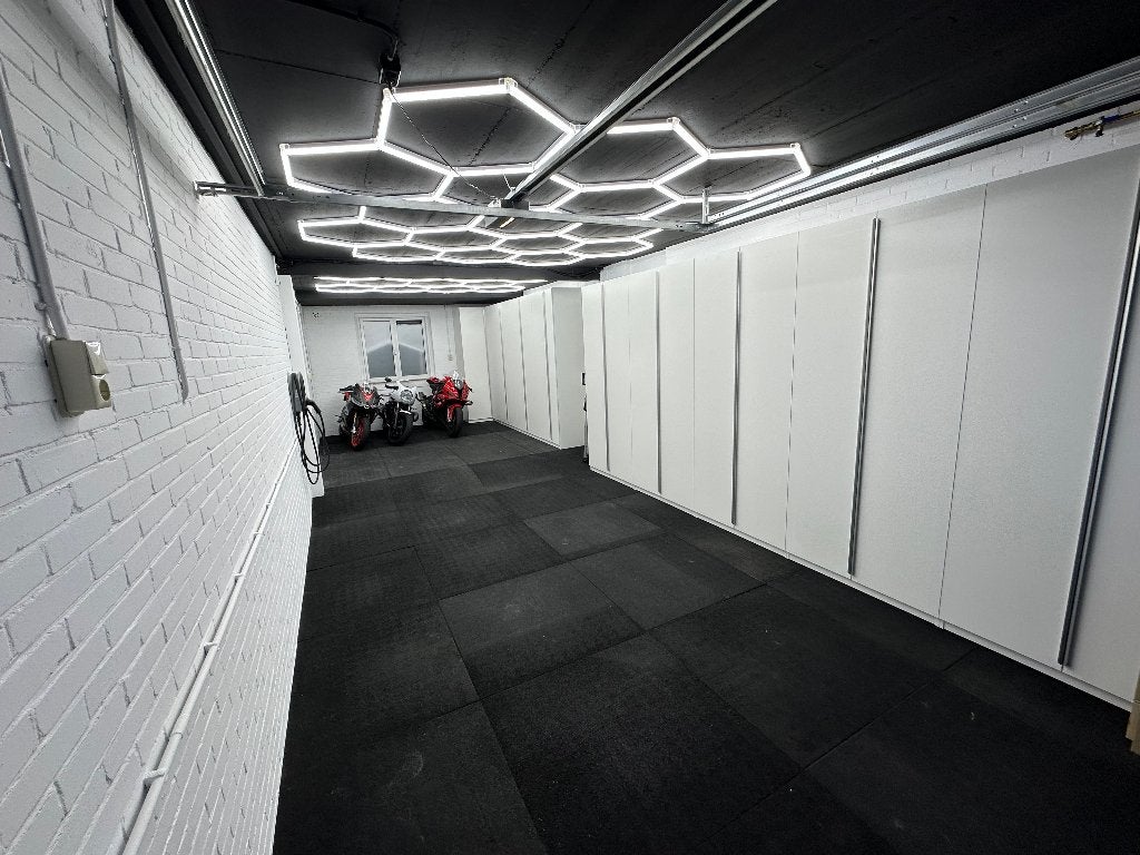 Garagebox 40 m² in Amsterdam, erfpacht afgekocht, Amsterdam