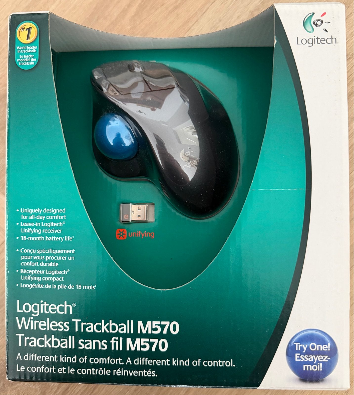 Logitech Wireless Trackball M570 - Ergonomische Muis, Rechtshandig, Ergonomisch, Ophalen of Verzenden, Zo goed als nieuw