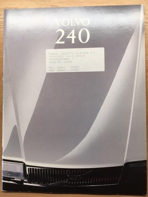 Autofolder/Brochure          Volvo   240       1993       NL, Ophalen of Verzenden, Zo goed als nieuw, Volvo