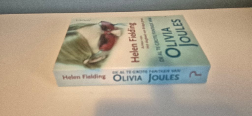 Helen Fielding – De al te grote fantasie van Olivia Joules, Ophalen of Verzenden, Zo goed als nieuw, Helen Fielding, Nederland