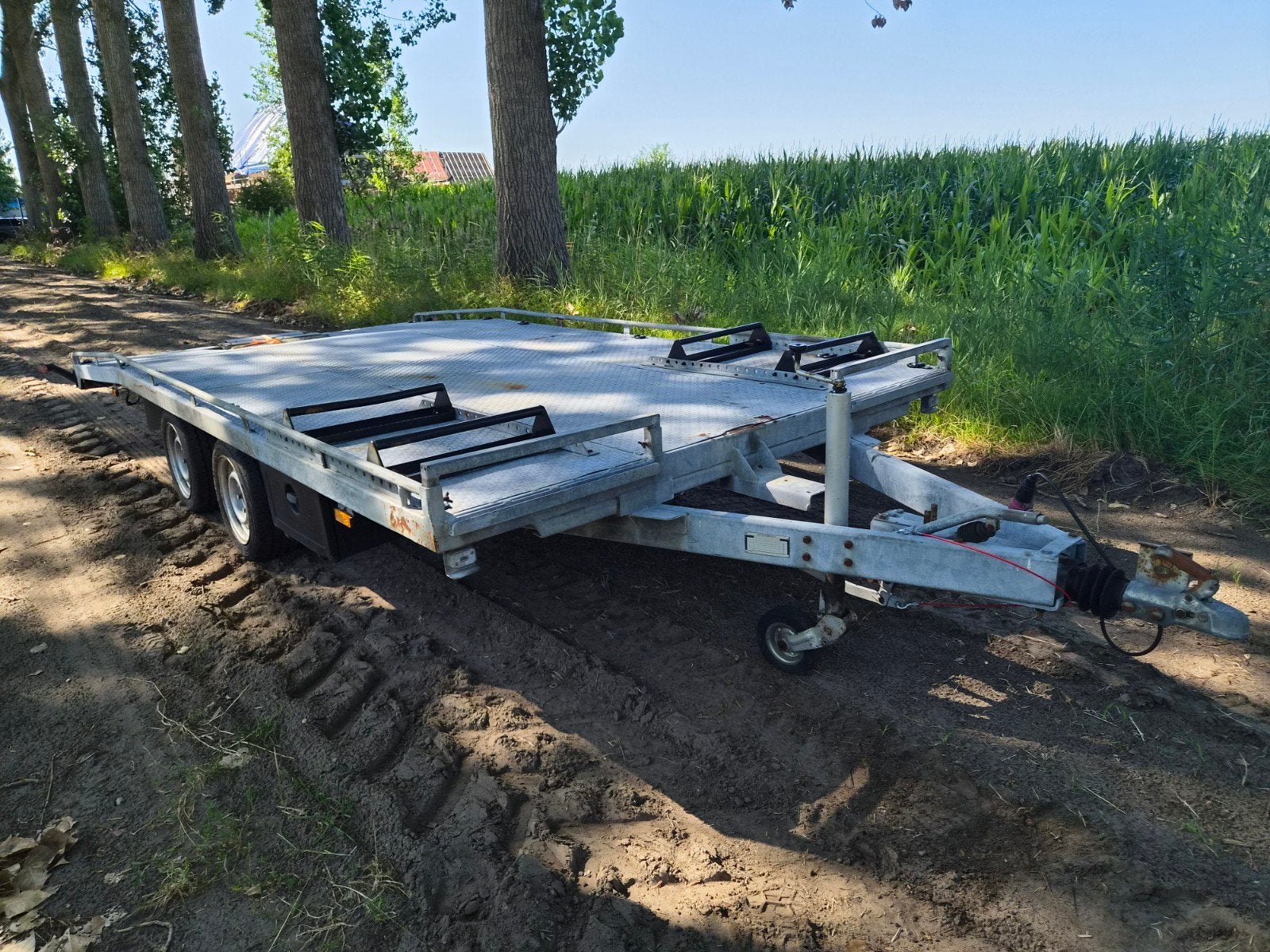 auto ambulance 3,500kg, Ophalen, Zo goed als nieuw