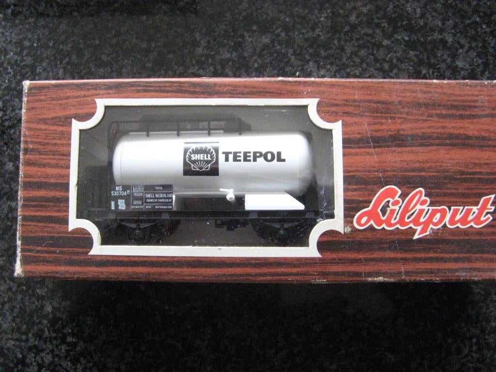 Liliput 250 48: tankwagon SHELL Teepol, Hobby en Vrije tijd, Modeltreinen | H0, Gelijkstroom, Wagon, Ophalen of Verzenden, Zo goed als nieuw
