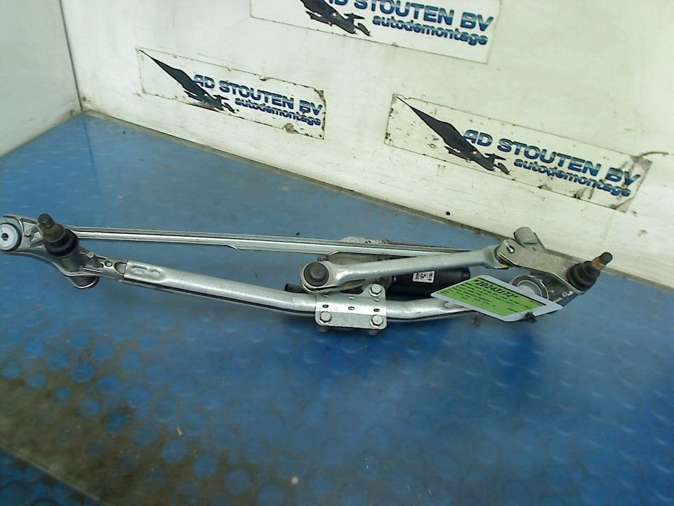 Ruitenwisser Mech + Motor VOOR 3 serie Touring (E91) 2008, Gebruikt, Petuelring 130, München 80809, , Duitsland, BMW, Bayerische Motoren Werke AG