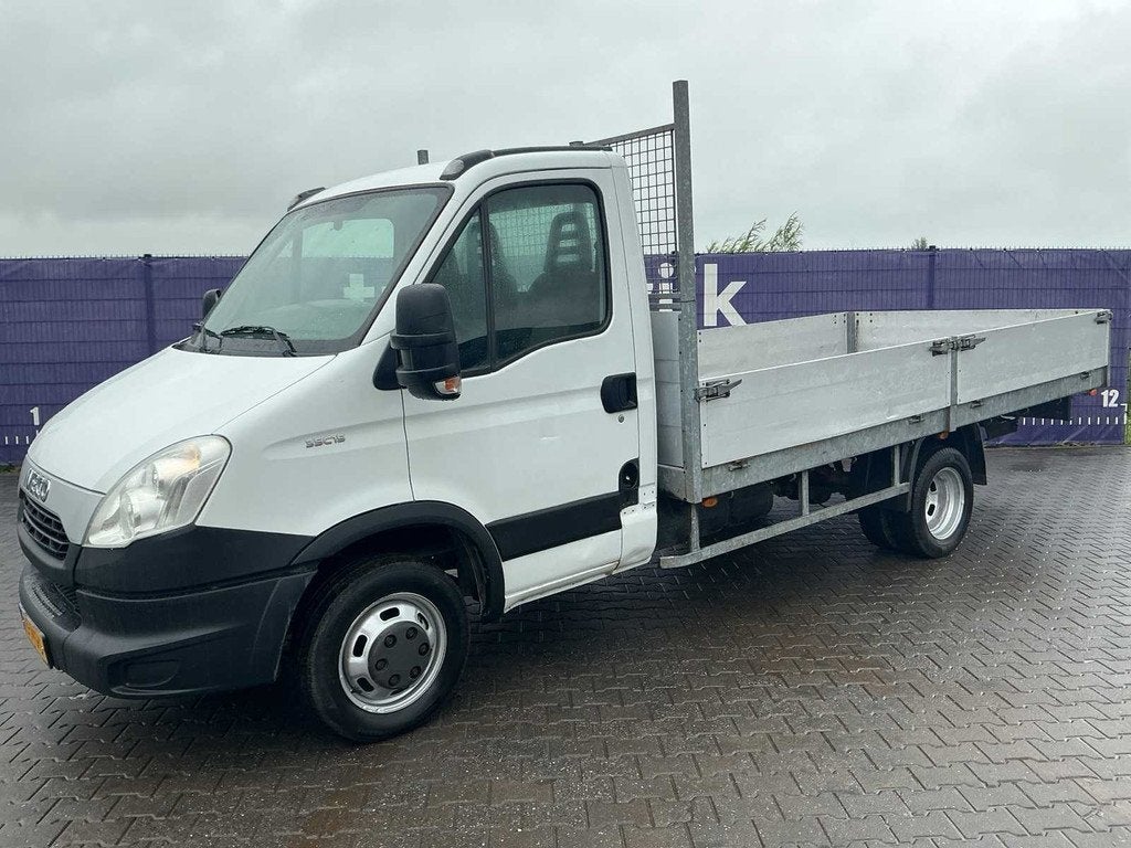 2014 - Iveco - Daily - 35C15 375 - Bedrijfswagen/Pick-Up, Auto's, Bestelauto's, Bedrijf, Iveco, Diesel, Euro 5, Handgeschakeld