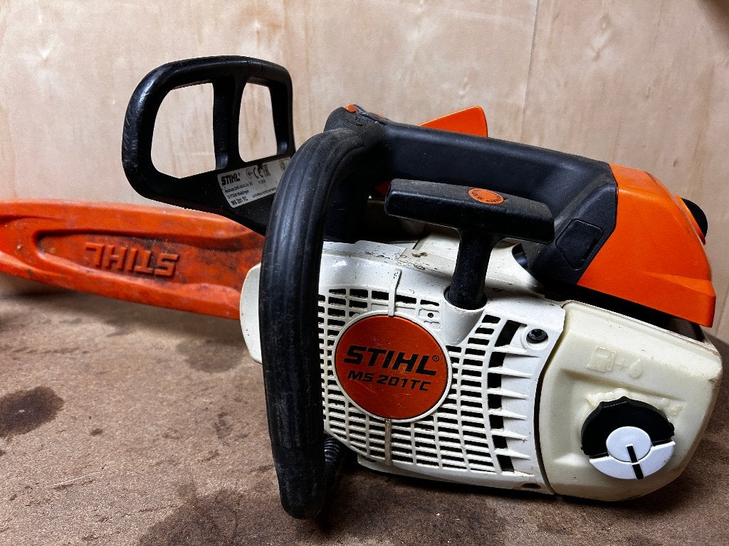 kettingzaag stihl ms 201 t tophendel zaag zeer nette staat, Tuin en Terras, Hand-tuingereedschap, Ophalen of Verzenden, Zo goed als nieuw