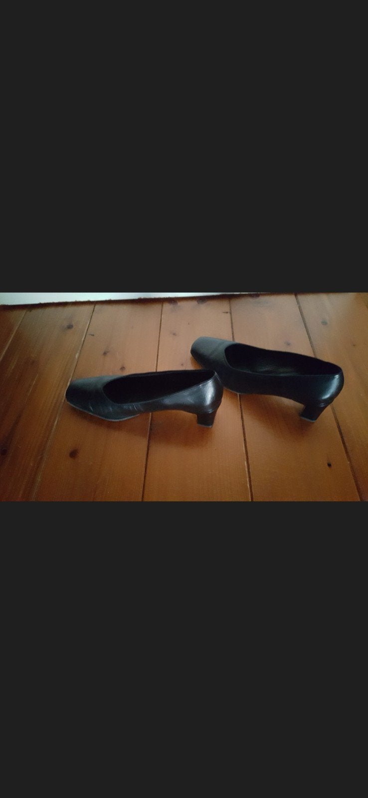 Donkerblauwe pumps, Ophalen of Verzenden, Zo goed als nieuw, Blauw
