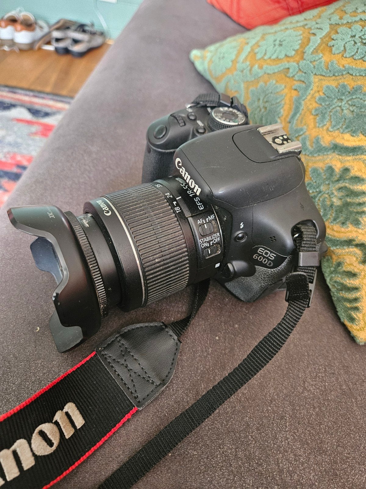 Canon EOS 600D Spiegelreflexcamera met 18-55mm lens, Ophalen, Spiegelreflex, Lensdop, Canon