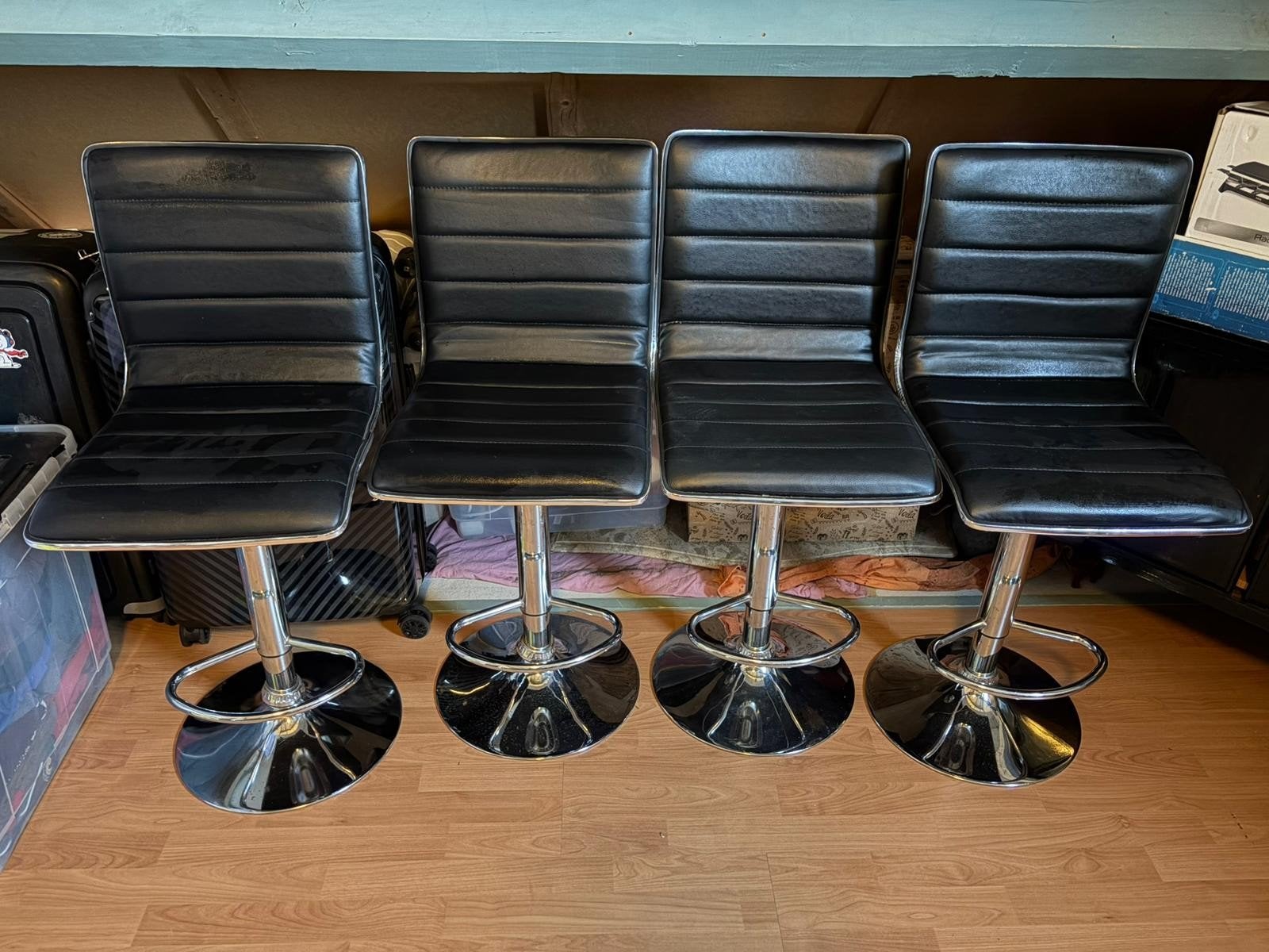 Complete barset: bartafel met 4 verstelbare barkrukken, Ophalen, Gebruikt, 90 cm of meer, In hoogte verstelbaar