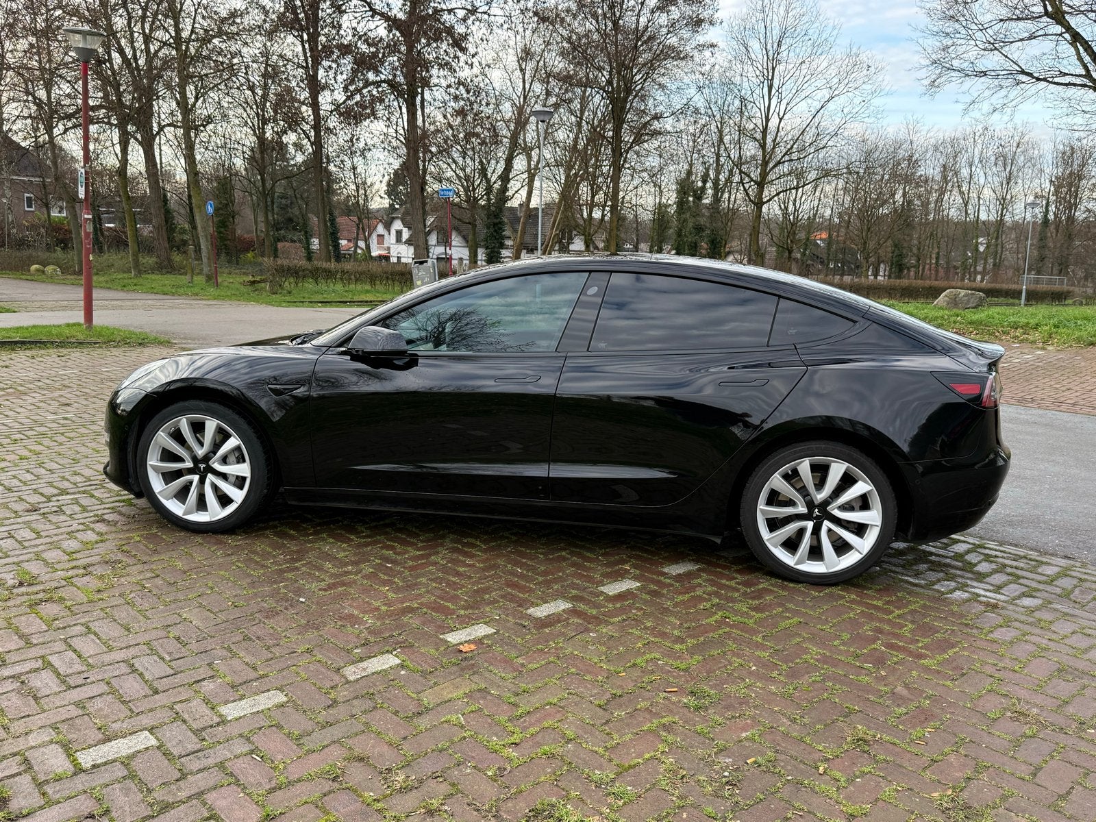 Tesla Model 3 long range awd 2019 Zwart, Automaat, 1831 kg, Zwart, Zwart