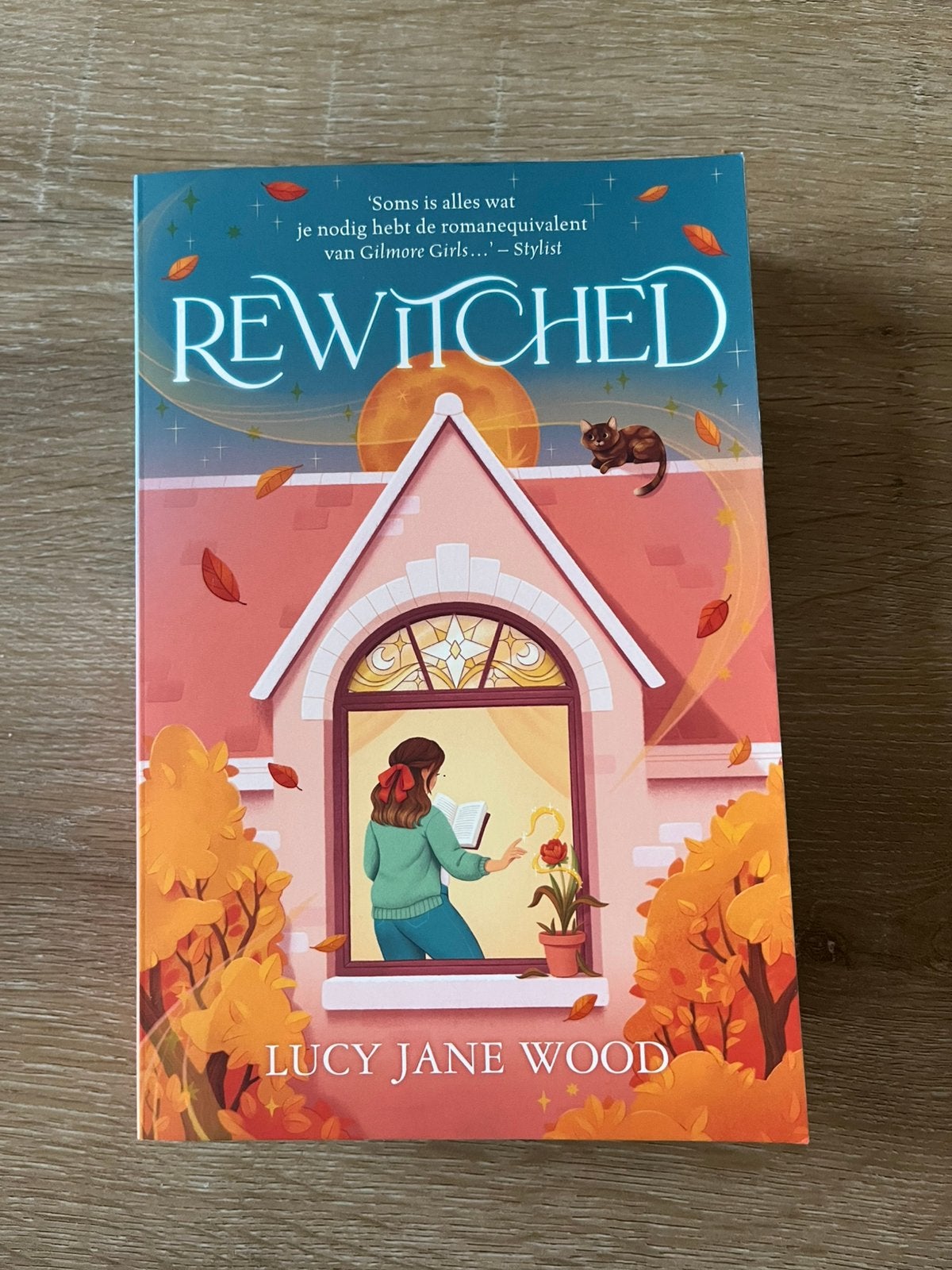 Lucy Jane Wood - Rewitched NL, Ophalen of Verzenden, Zo goed als nieuw, Lucy Jane Wood