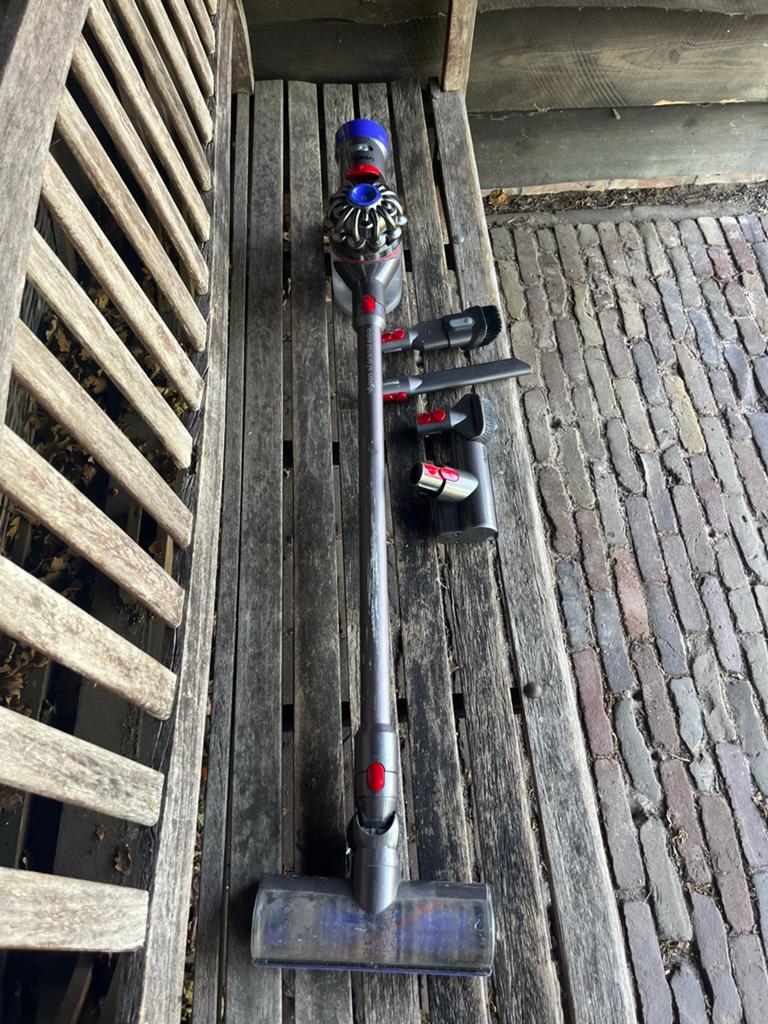 Dyson V7 Animal Extra met wandoplader (accu defect), Witgoed en Apparatuur, Stofzuigers, Draadloos, Ophalen of Verzenden, Dyson