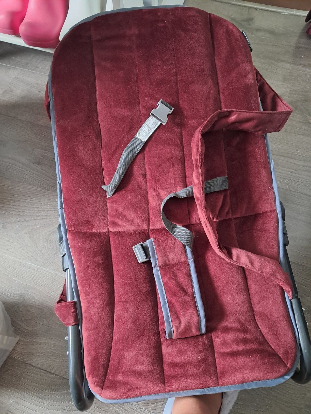 Draagbare babywipper - Rood/Bordeaux, Ophalen of Verzenden, Gebruikt
