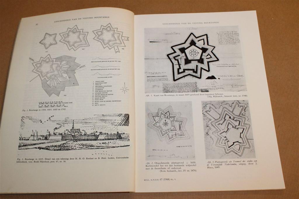 Bourtange — Vestinggeschiedenis & Kaarten 1968, Boeken, Geschiedenis | Stad en Regio, Ophalen of Verzenden, Gelezen