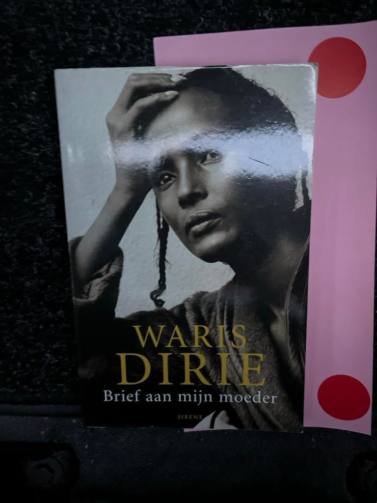 Waris Dirie - Brief aan mijn moeder, Ophalen of Verzenden, Zo goed als nieuw, Europa overig