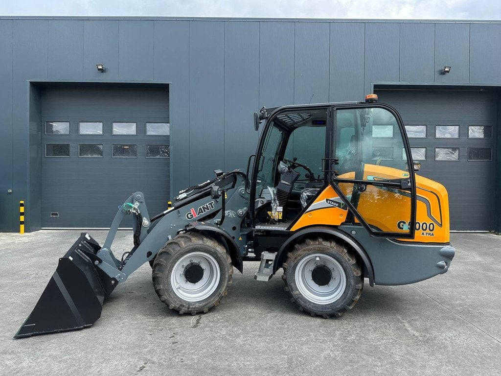 Giant G5000 XTRA, Wiellader of Shovel