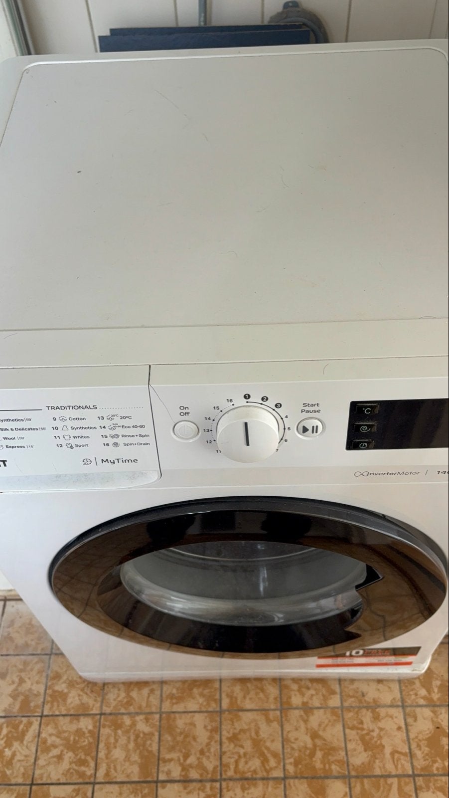 Indesit Wasmachine 7kg 1400 toeren InverterMotor, Witgoed en Apparatuur, Ophalen, Gebruikt, 85 tot 90 cm, 1200 tot 1600 toeren