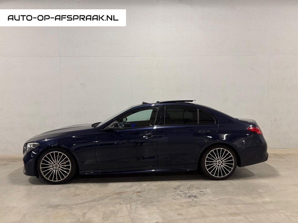 Mercedes-Benz C-klasse 180 AMG Pano Garantie 11-2026, Auto's, Mercedes-Benz, Automaat, Euro 6, 4 cilinders, Automatische klimaatregeling