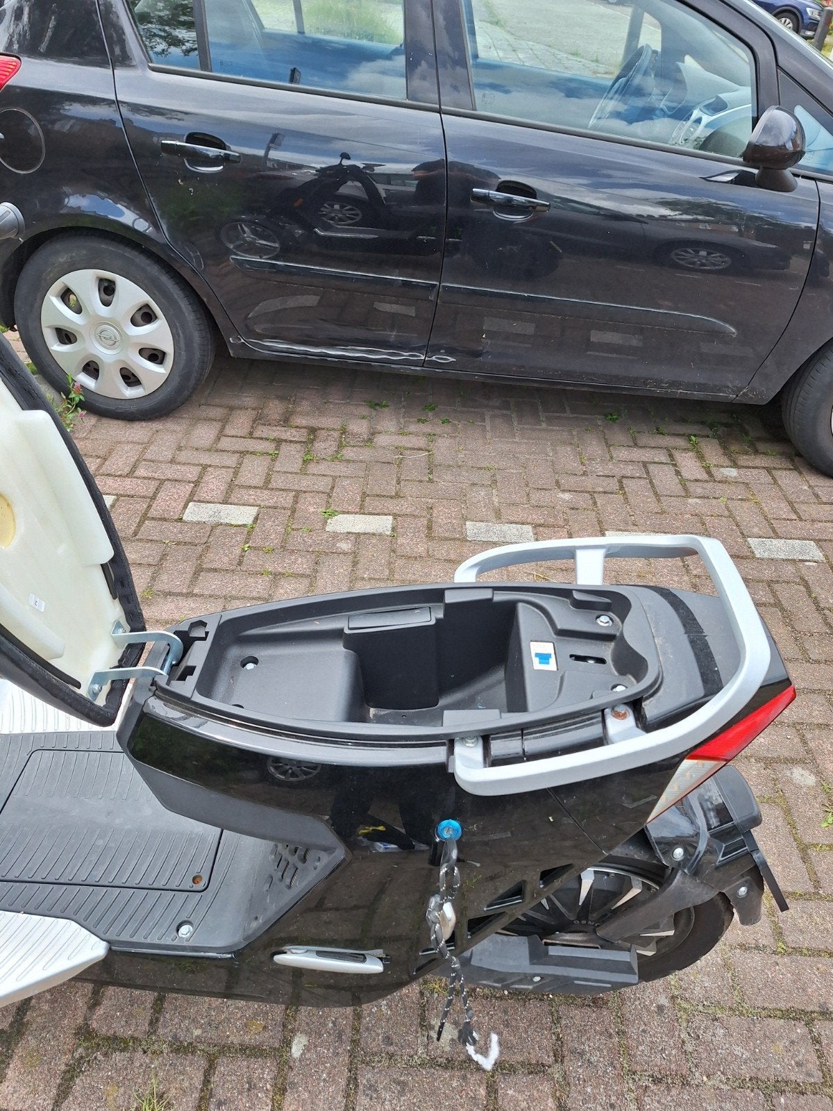 Move Vigorous V28 - Rijbewijsvrij & Helmvrij, Ophalen, Gebruikt, Maximaal 45 km/u, 2 versnellingen