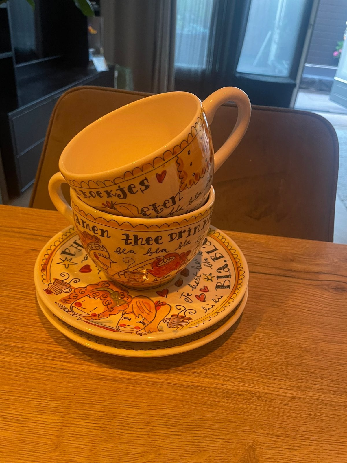 Blond amsterdam servies kop en schotel bord bordje mok, Ophalen, Zo goed als nieuw, Aardewerk, Kop(pen) en/of Schotel(s)