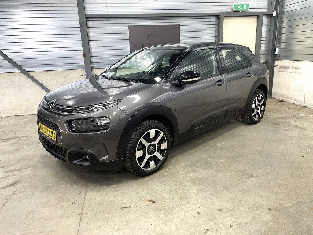 Citroen C4 Cactus 1.2 PureTech Shine 1ste eigenaar disriem v, Stof, Gebruikt, 1199 cc, Origineel Nederlands