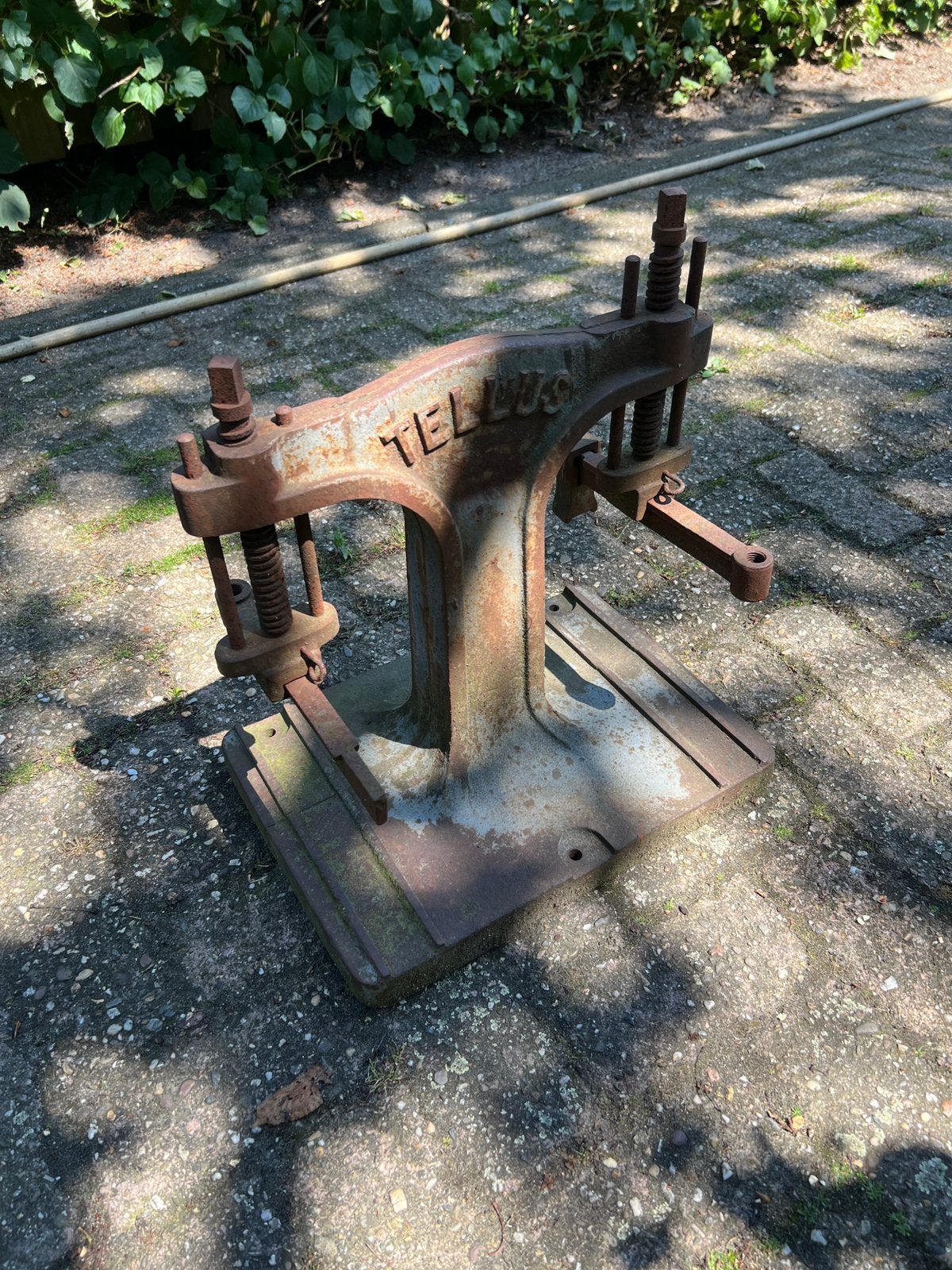 Antieke gietijzeren Tellus schoenmakerij pers, Ophalen of Verzenden