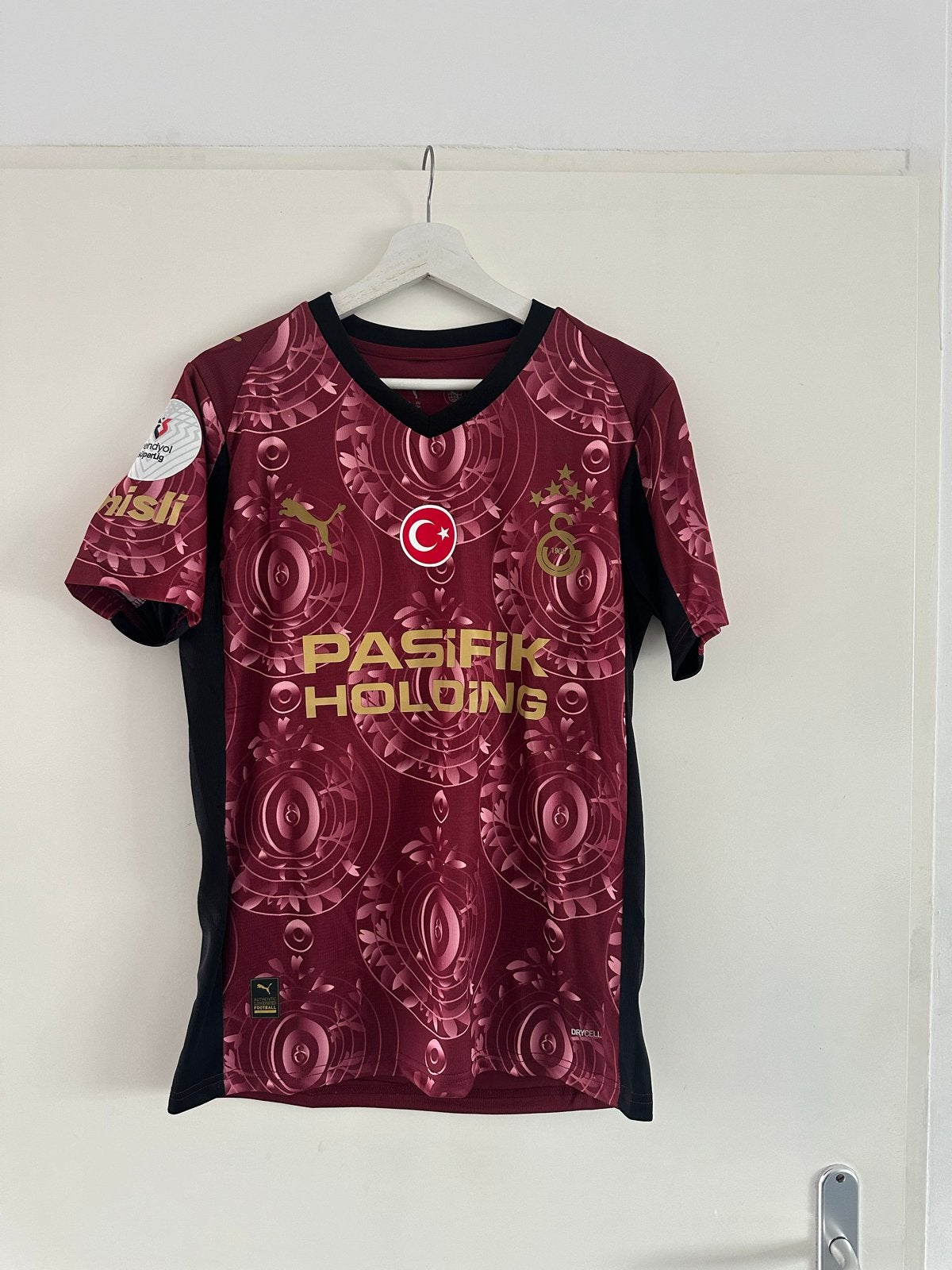 Galatasaray superlig nieuw Shirt, Maat M, Ophalen of Verzenden, Zo goed als nieuw, Shirt